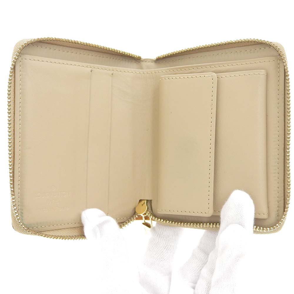 ルイヴィトン モノグラム ヴェルニ ブルーム ウォレット M91015