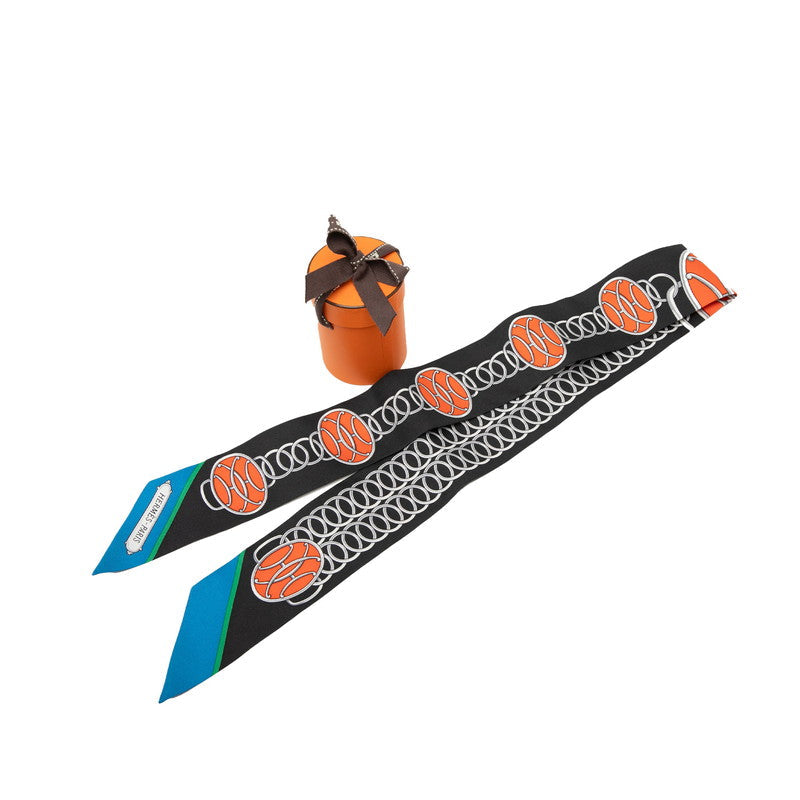 エルメス リフトプロフィール シルクスカーフ