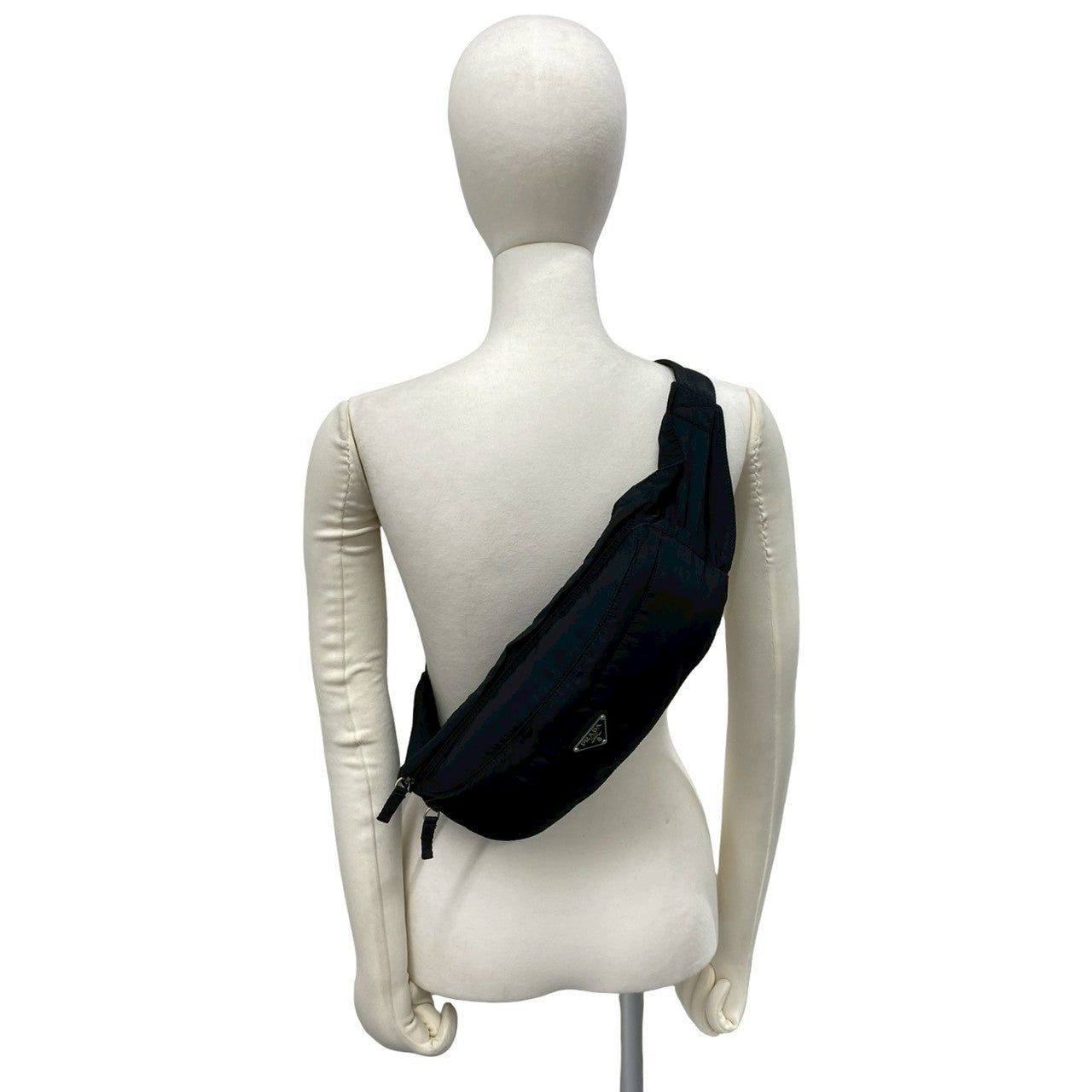 プラダ テスート ナイロン ウエストバッグ