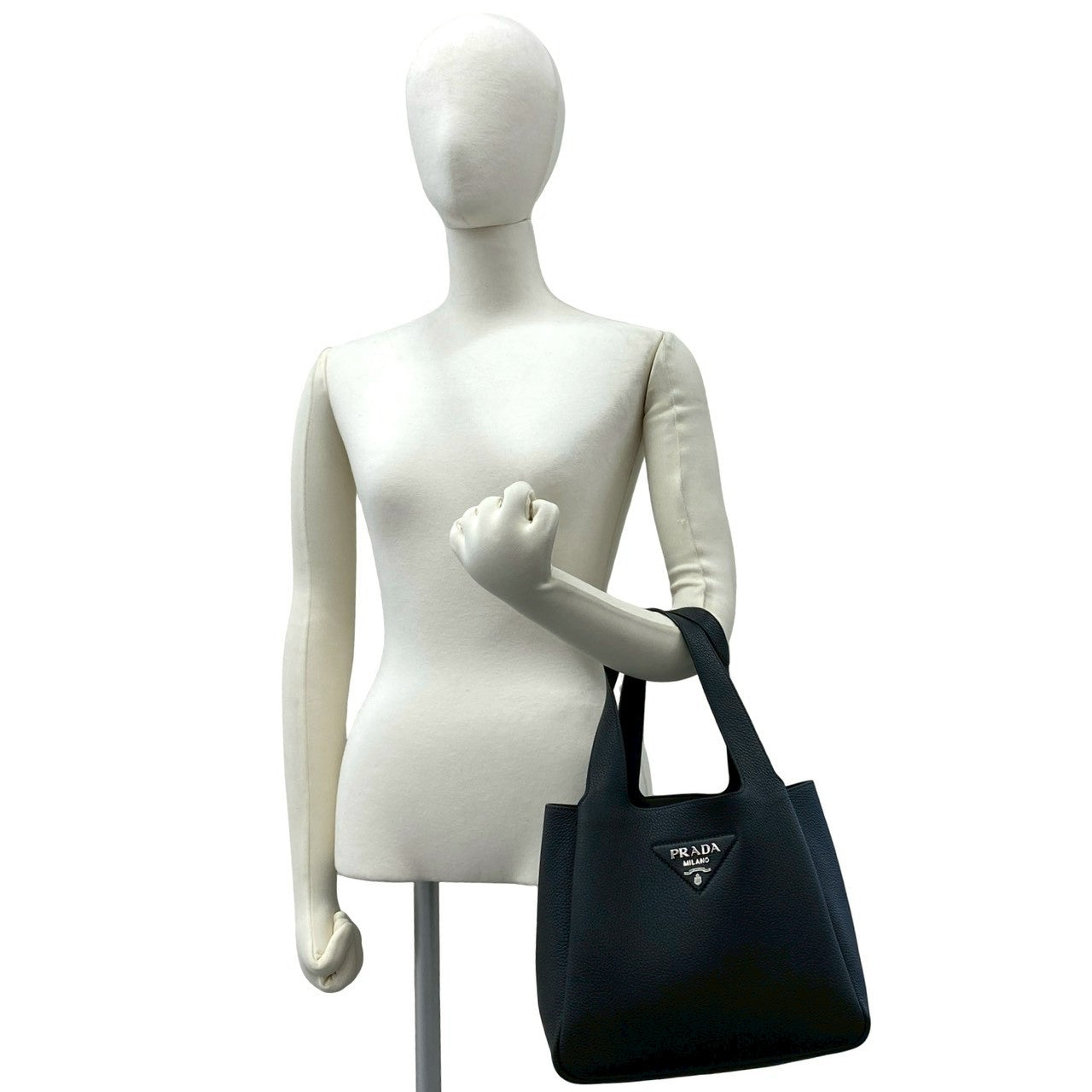 プラダ VITELLO DAINO レザーハンドバッグ
