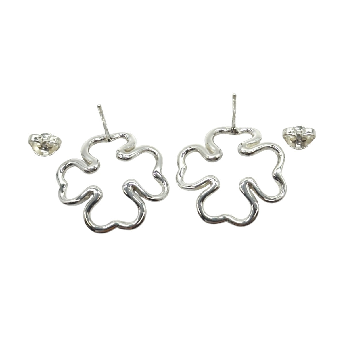 シャネル クローバー シルバー ピアス