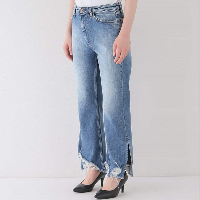 スリーバイワン EMPIRE CROP FLARE コットンポリウレタンデニムパンツ