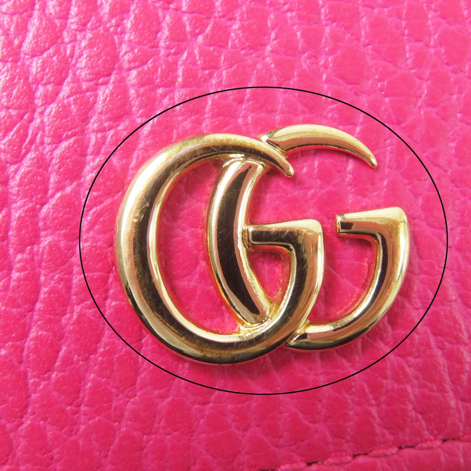 グッチ GGマーモント レザー二つ折り財布