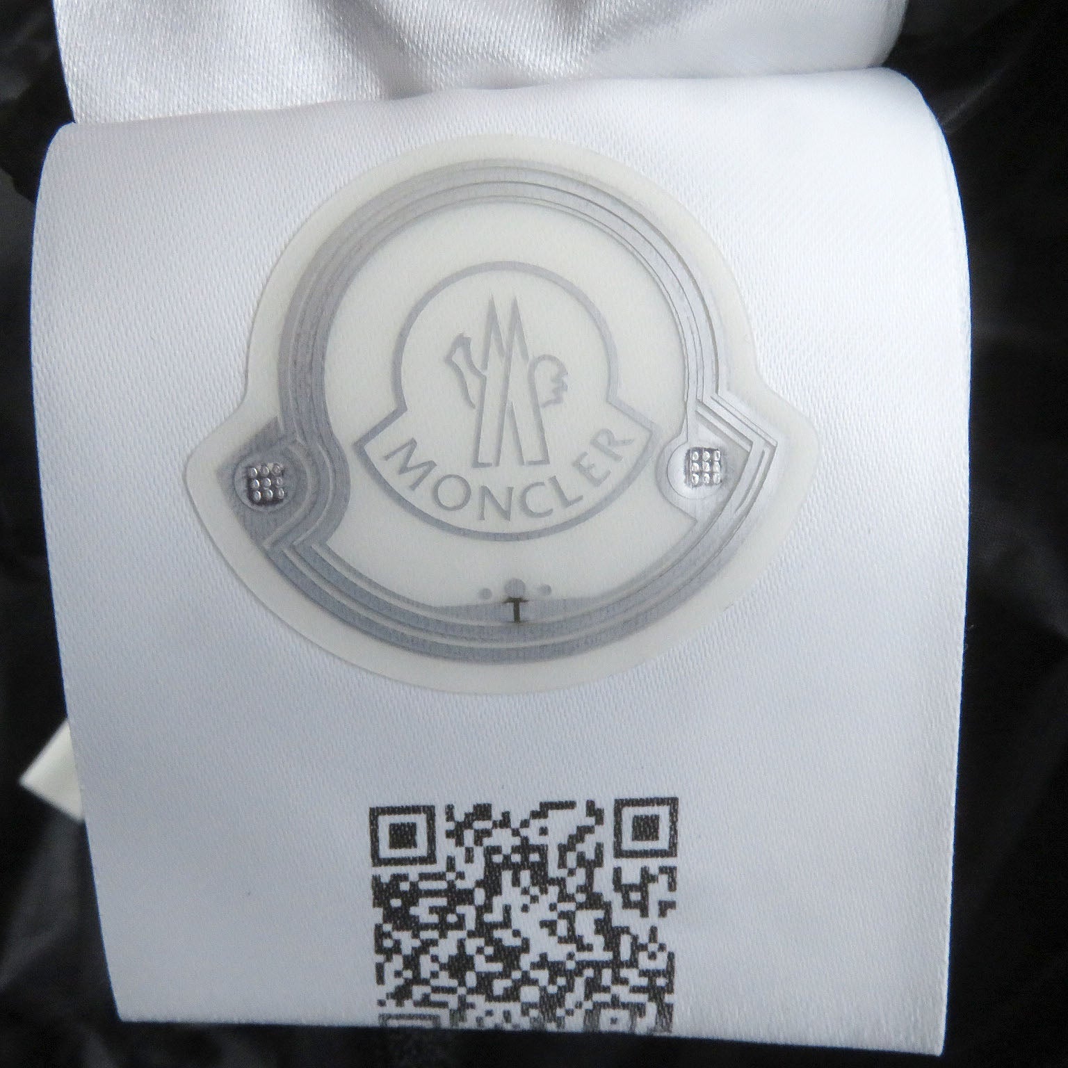 Moncler MENUE ナイロン ダウン ジャケット