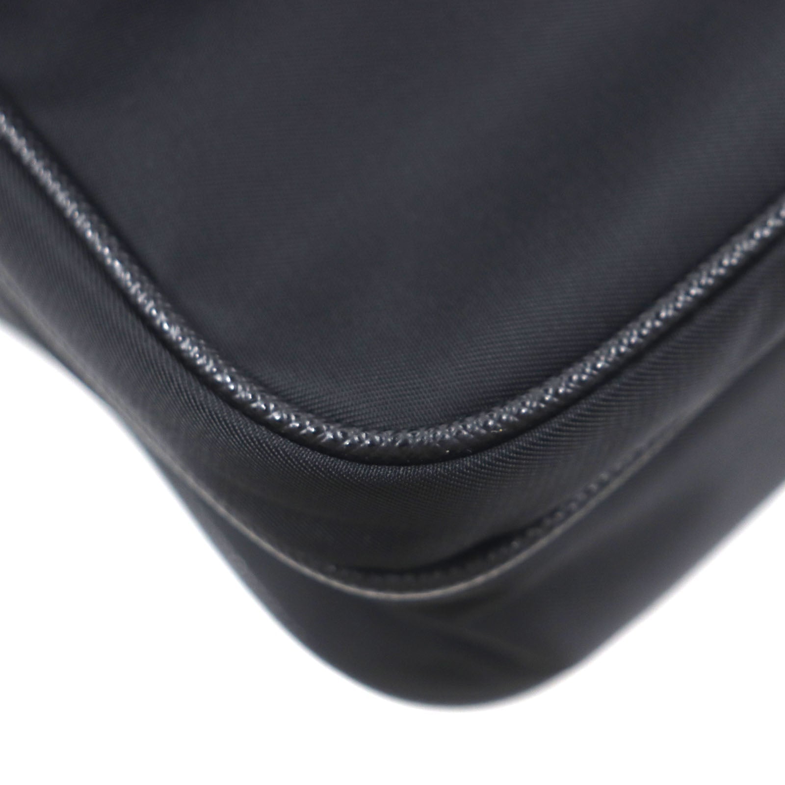プラダ 2VH133 ナイロン ショルダー バッグ