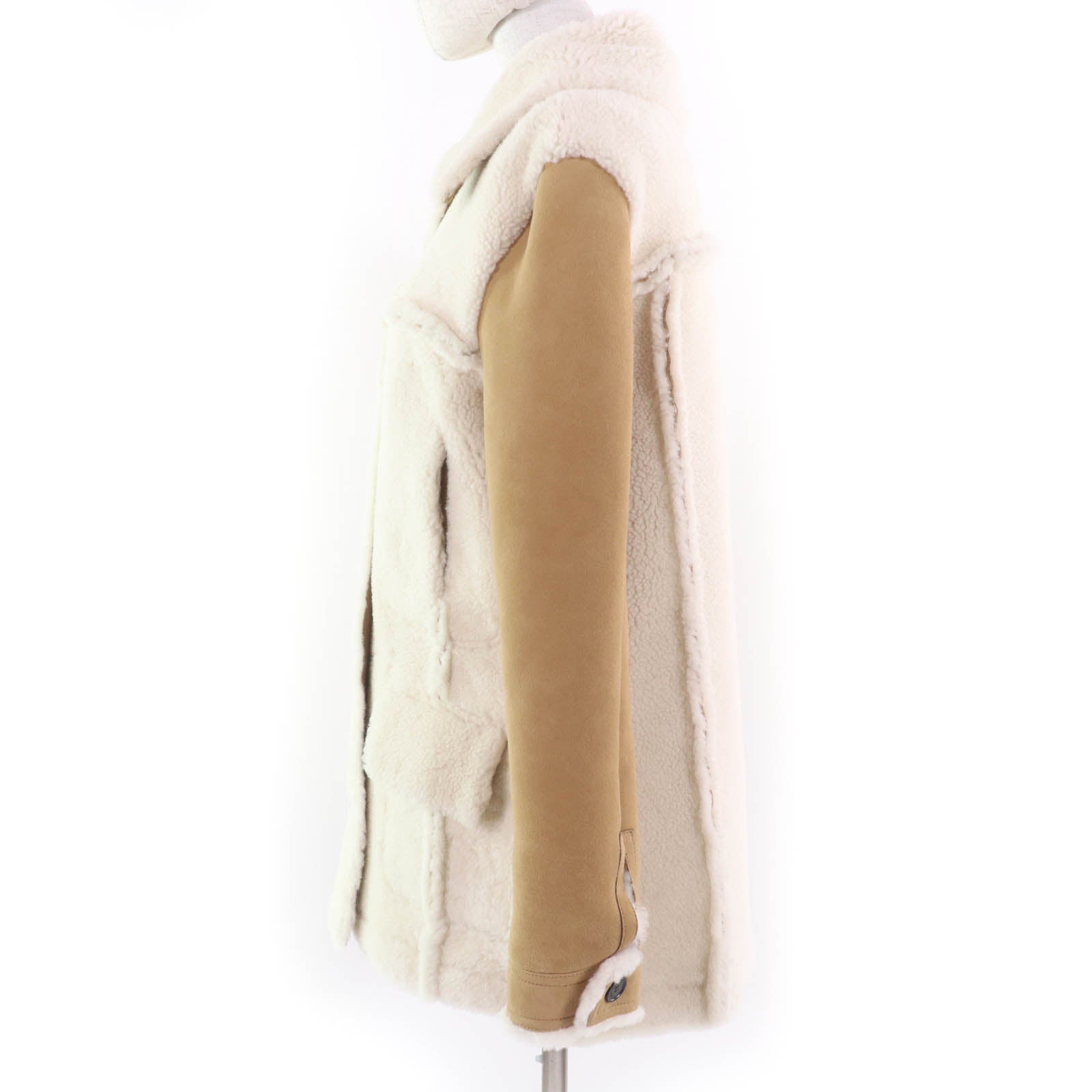 クリスチャン ディオール ビー刺繍ムートンコート