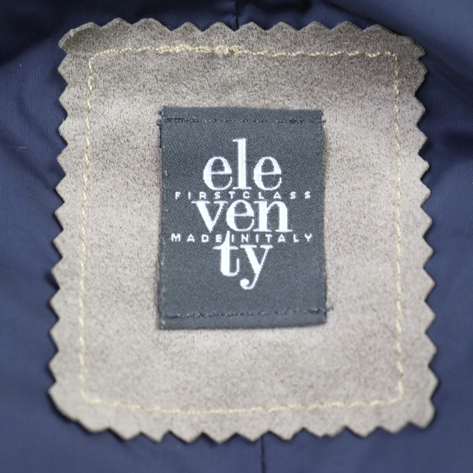 eleventy ナイロン ダウン ベスト