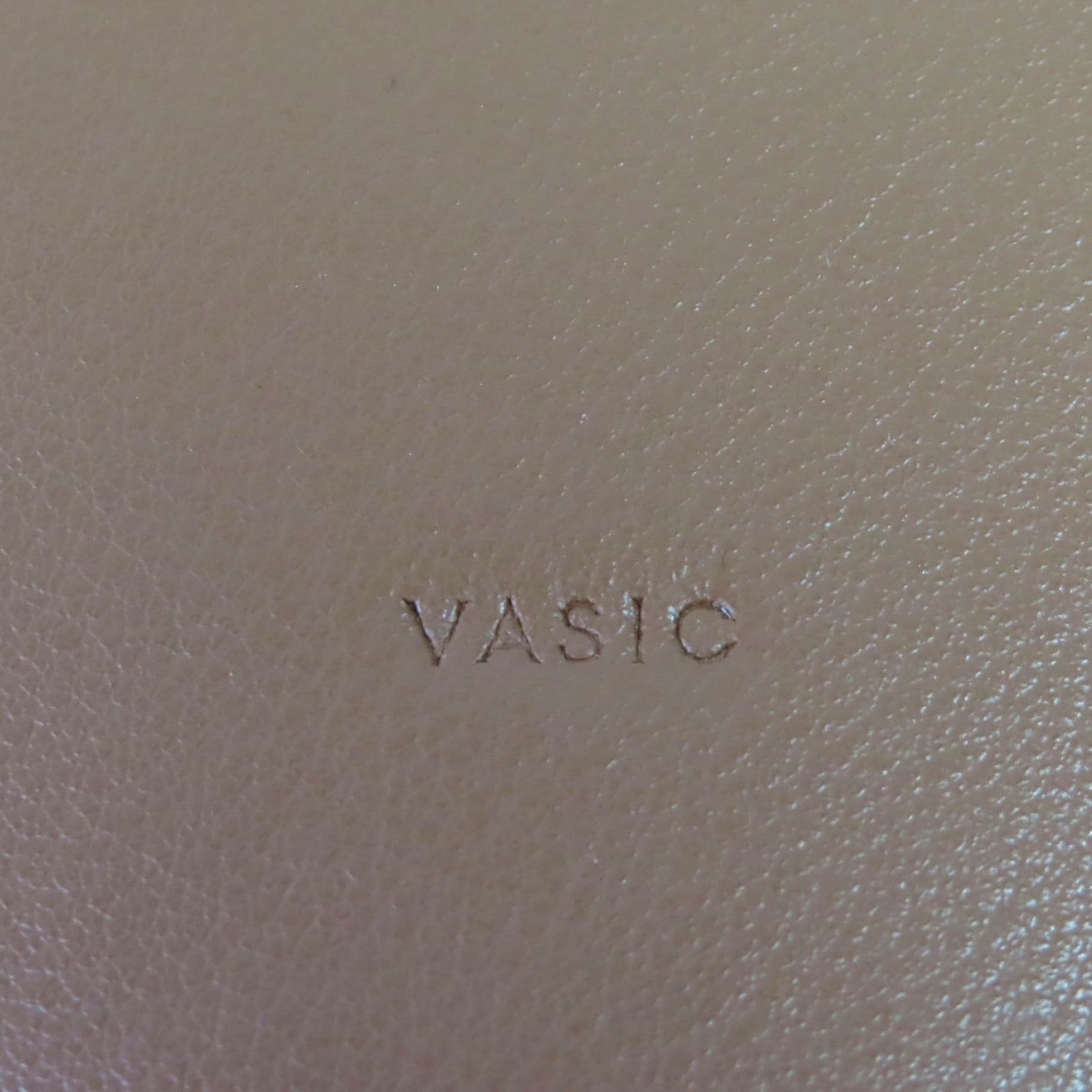 VASIC GEM レザー ショルダー バッグ
