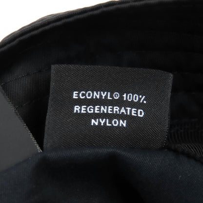 プラダ RE-NYLON トライアングル ロゴ バケットハット