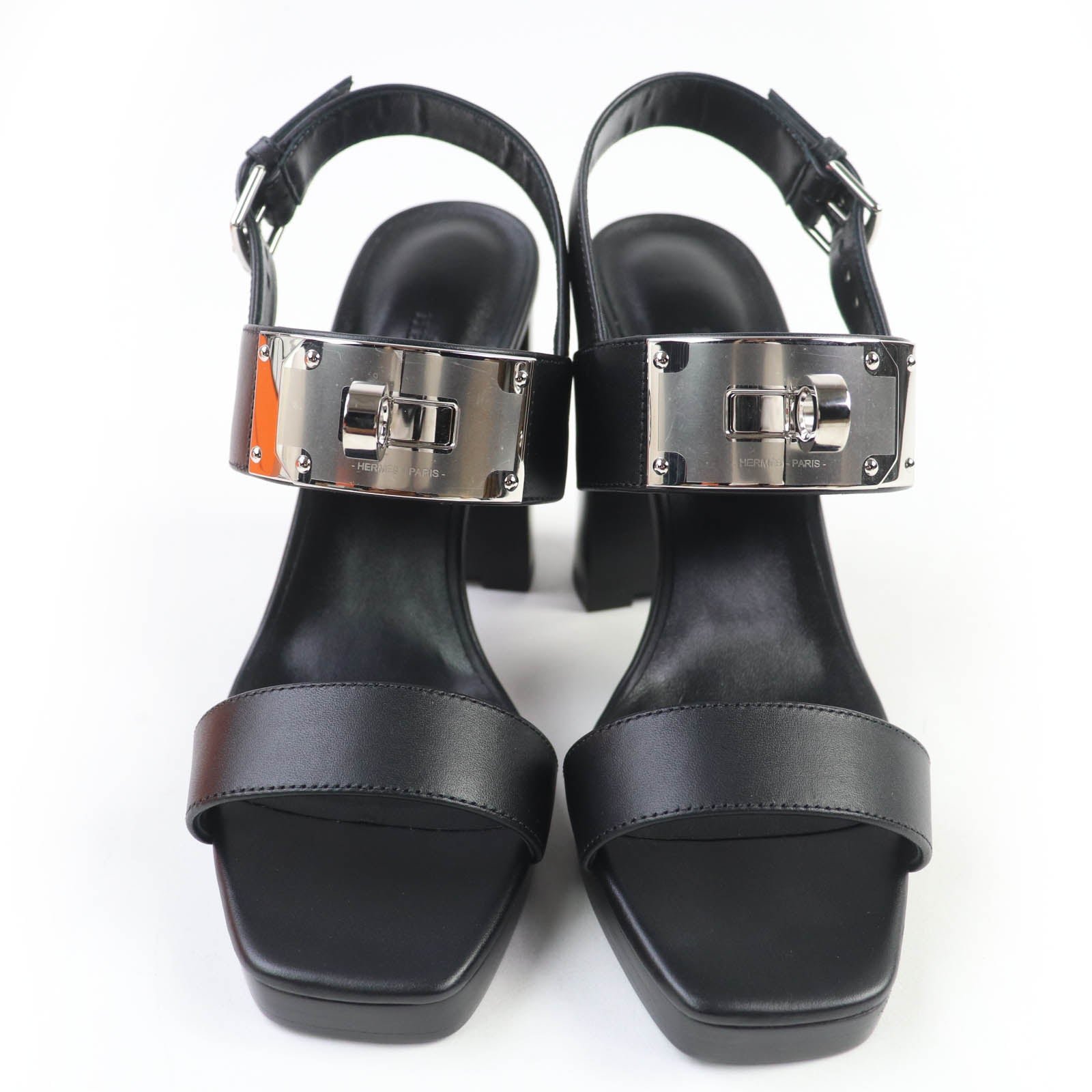 エルメス イロナ レザー サンダル