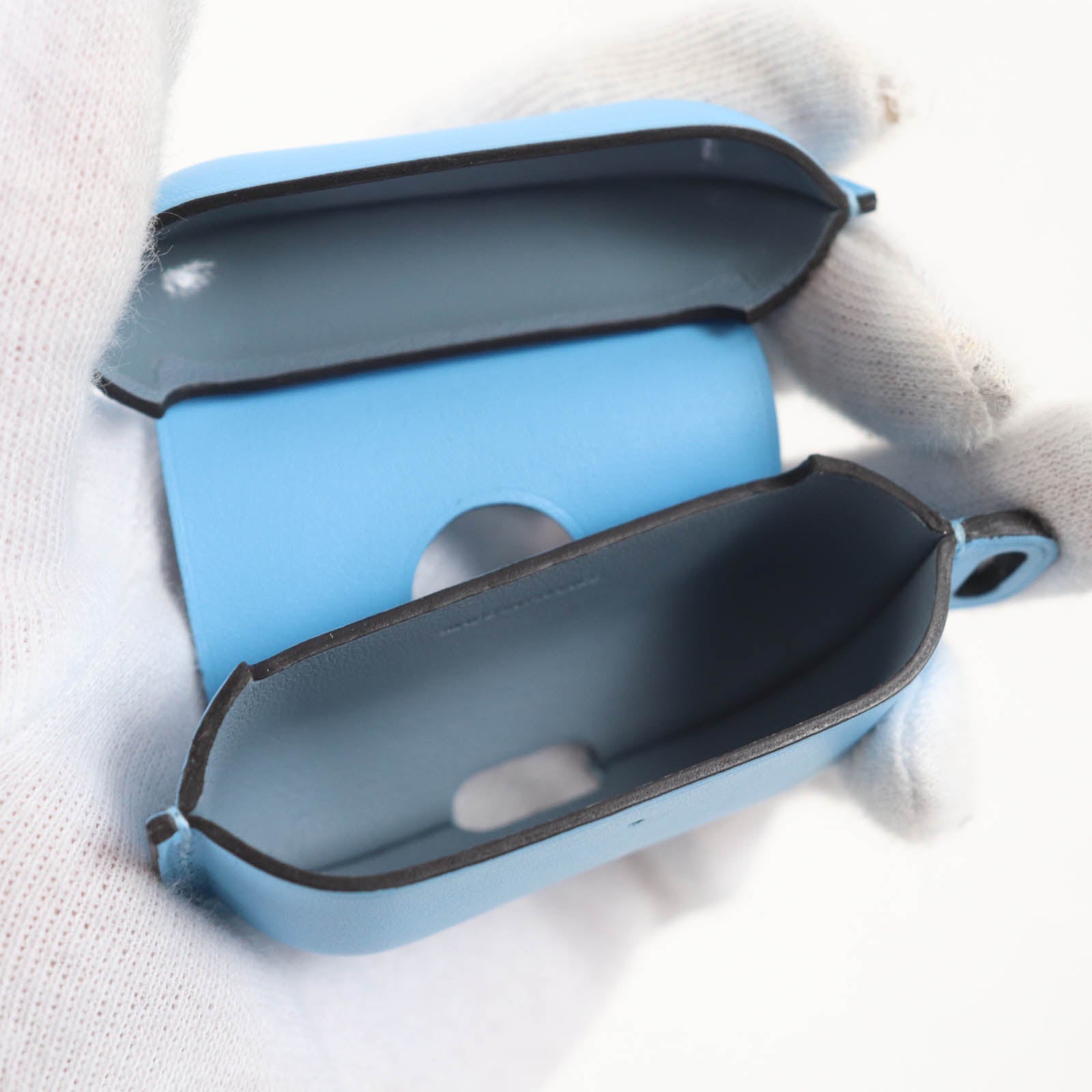 エルメス AirPods Pro 2 Case ヴォー・スイフト レザー AirPodsケース