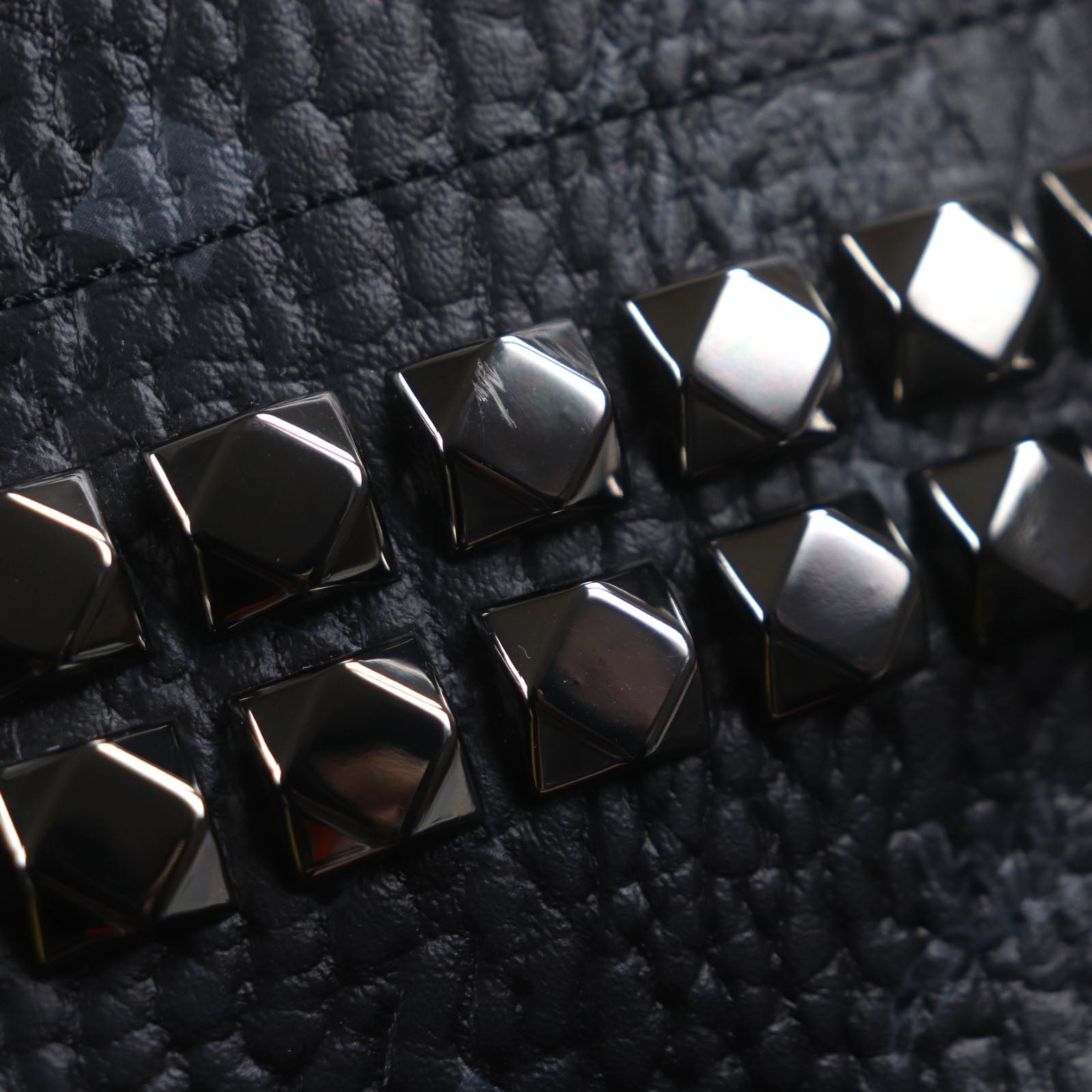 MCM STARK ヴィセトス キャンバス バックパック