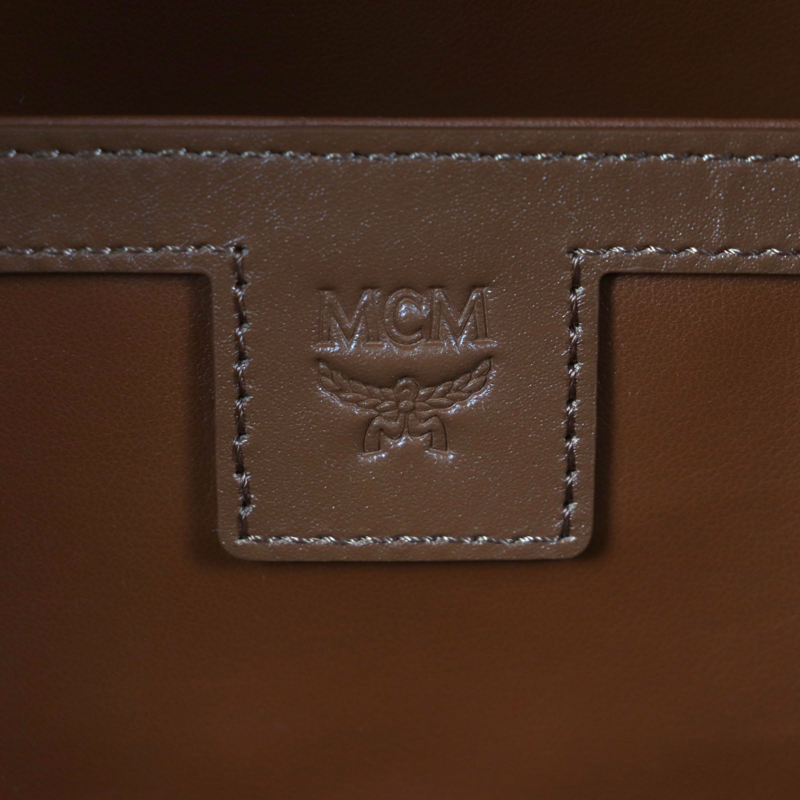 MCM STARK ヴィセトス キャンバス バックパック