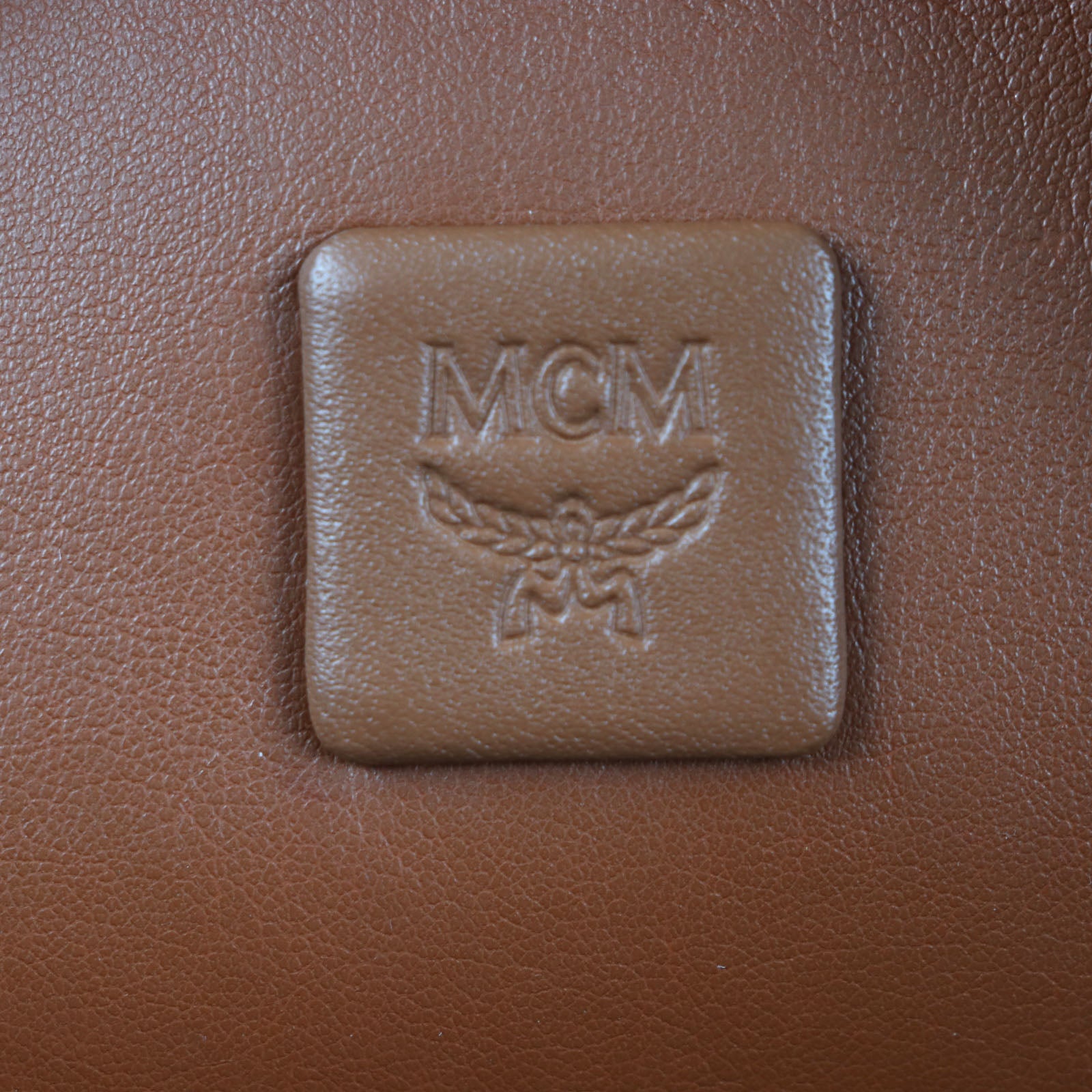 MCM STARK ヴィセトス キャンバス バックパック