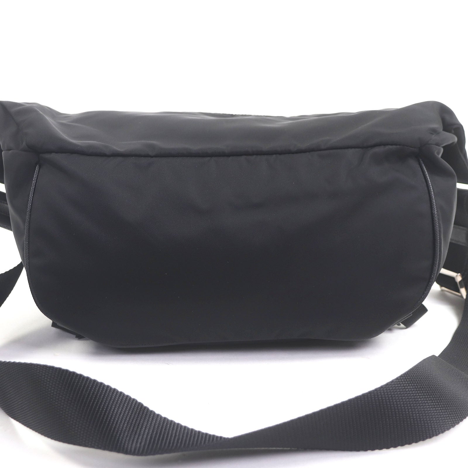 プラダ Re-Nylon ショルダーバッグ