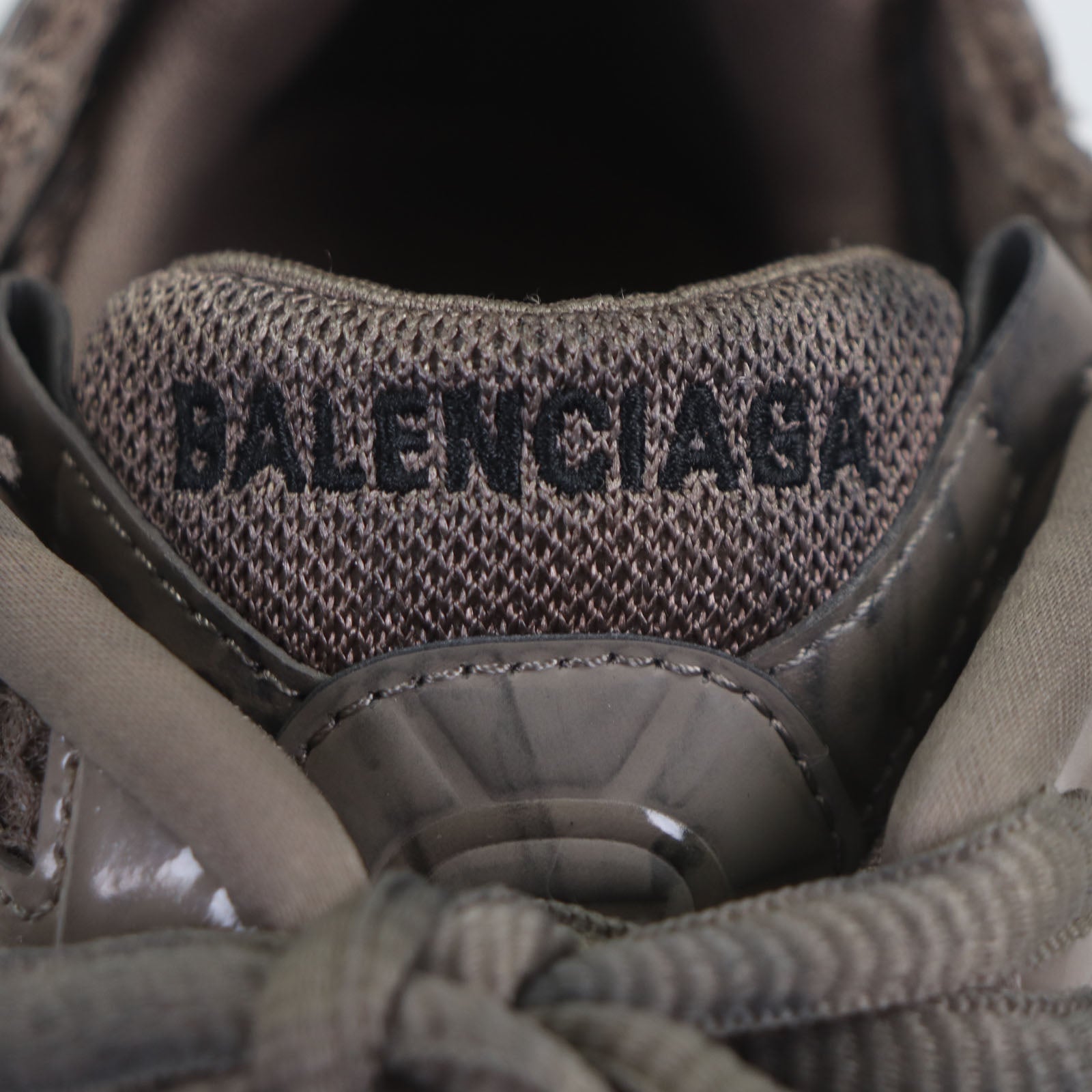 バレンシアガ ランナー スニーカー