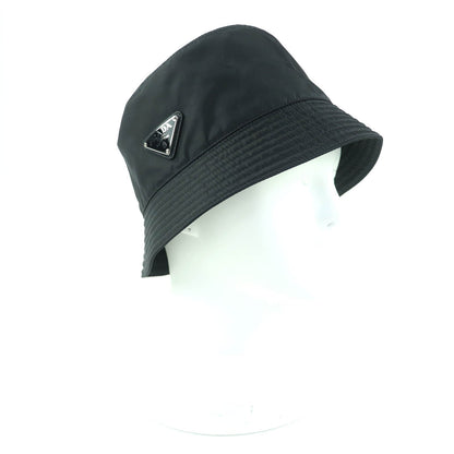 プラダ Re-Nylon トライアングル ロゴ ハット