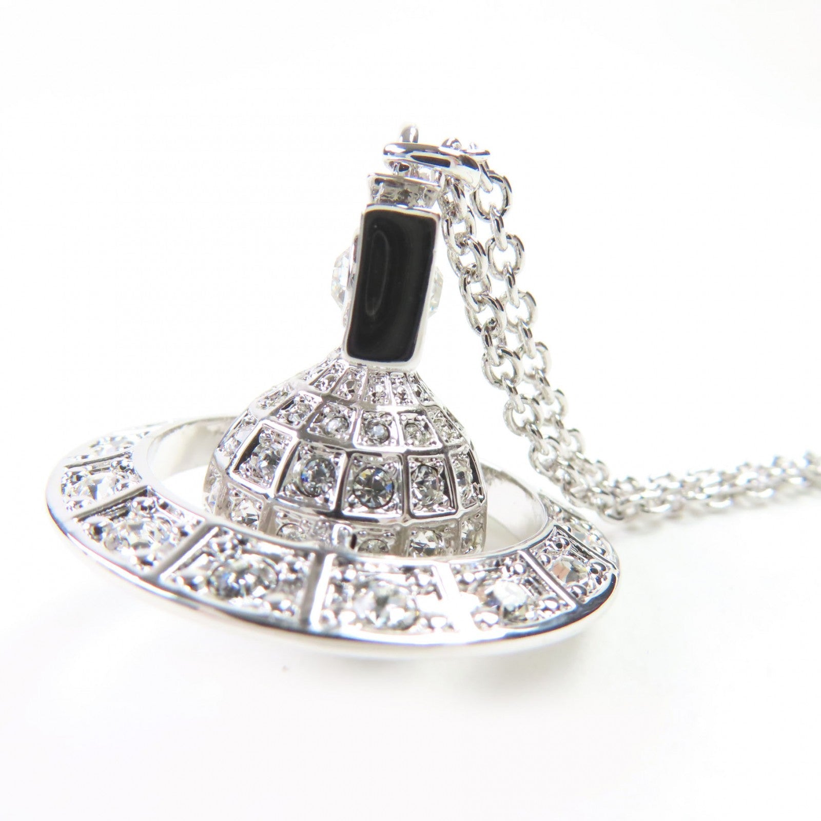 ヴィヴィアン・ウエストウッド オーブネックレス