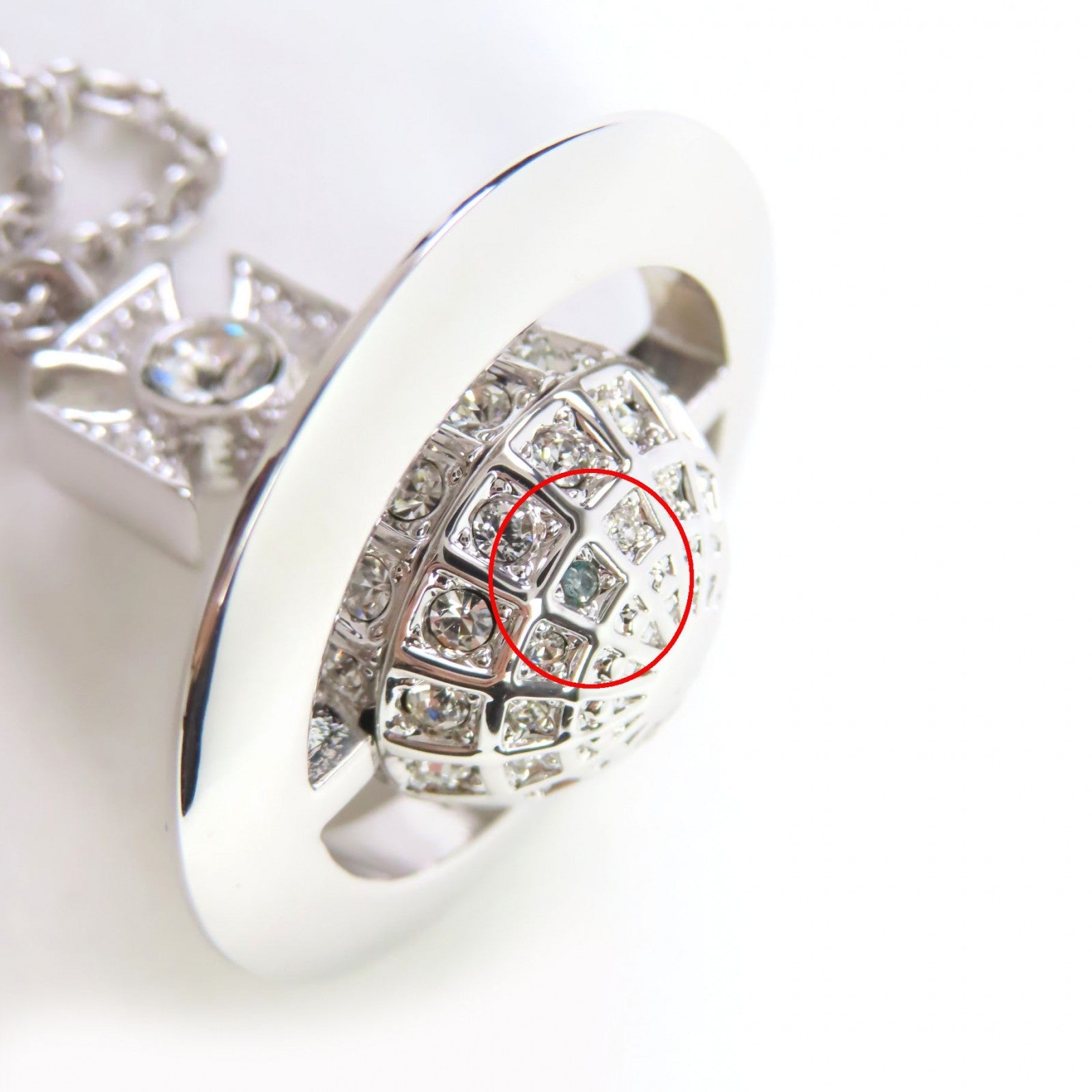 ヴィヴィアン・ウエストウッド オーブネックレス