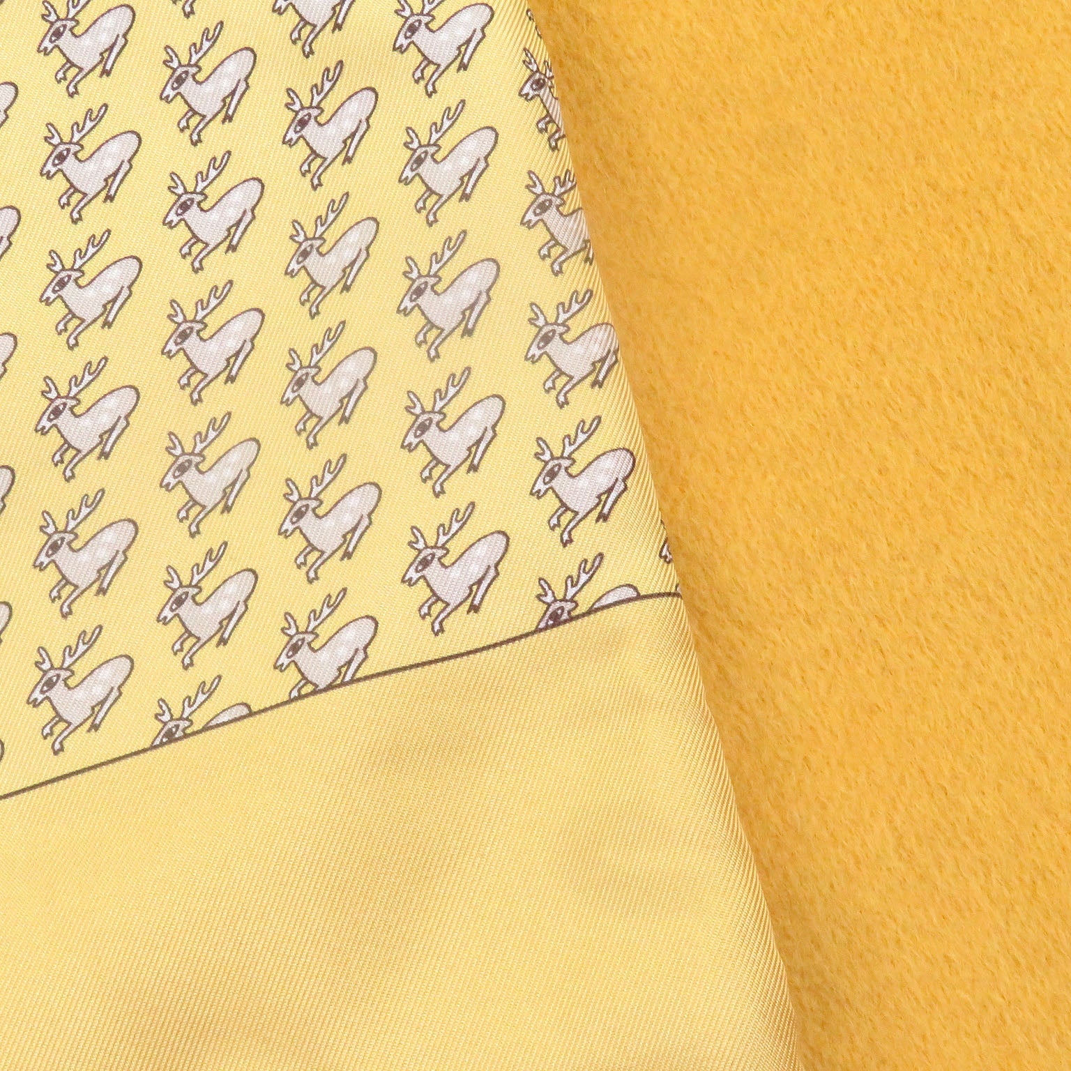 エルメス Deer print シルクフリンジショール