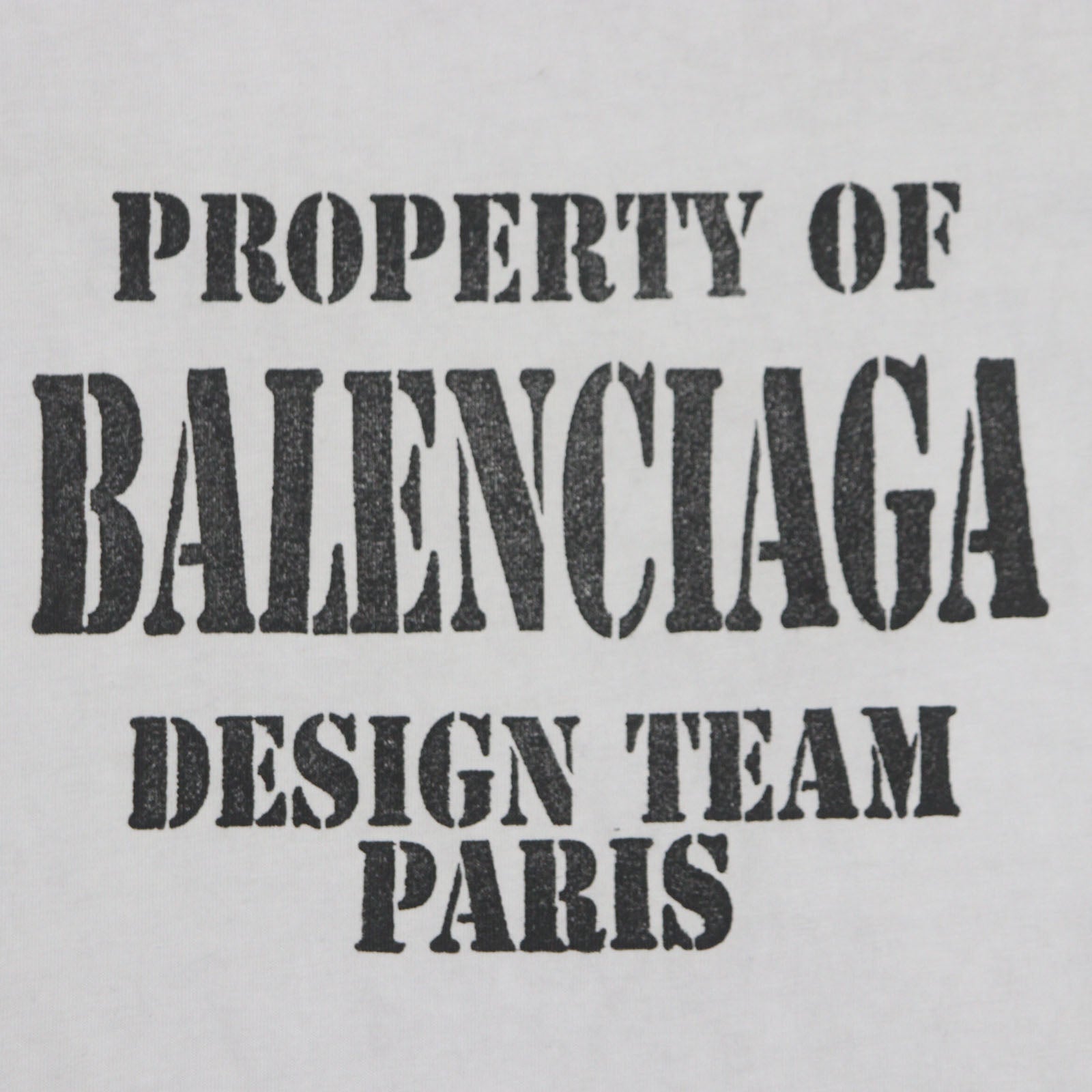 バレンシアガ PROPERTY OF BALENCIAGA DESIGN TEAM Paris Tシャツ