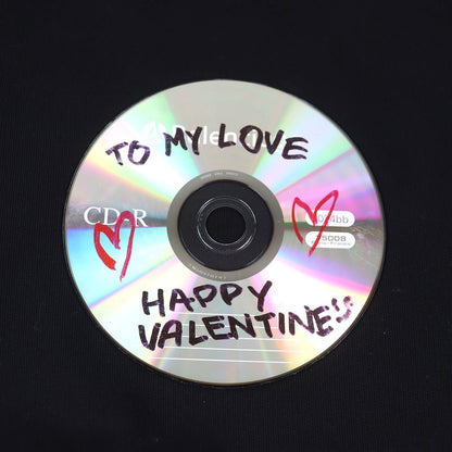 バレンシアガ VALENTINE CDフーディー パーカー