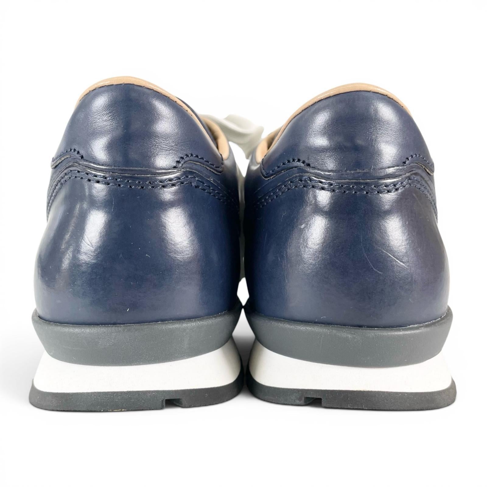 トッズ ALLACCIATA ACTIVE レザースニーカー