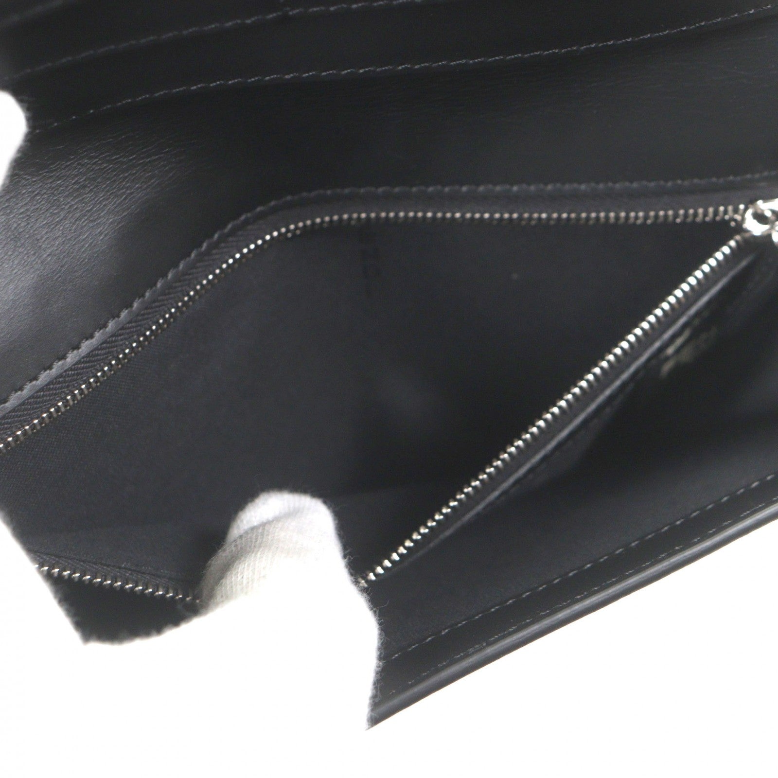 フェンディ 7M0264 レザー長財布