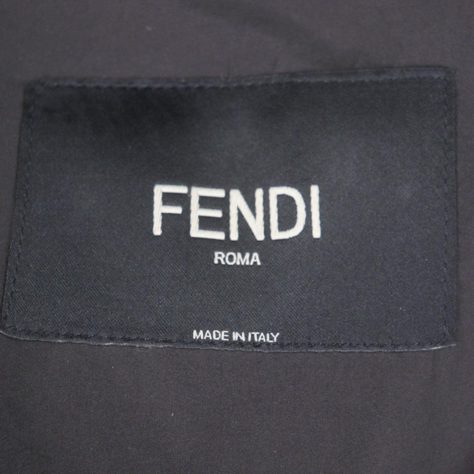 フェンディ ダウンポリエステルジャケット