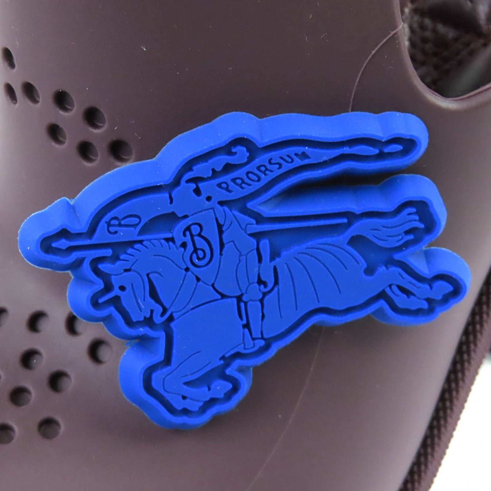 バーバリー Barbie Can Logo Patch 合成ゴムミュールサンダル