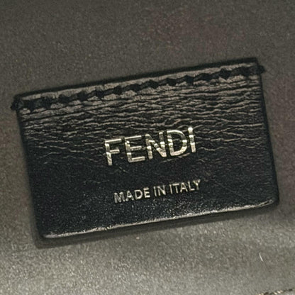 フェンディ レザーショルダーバッグ
