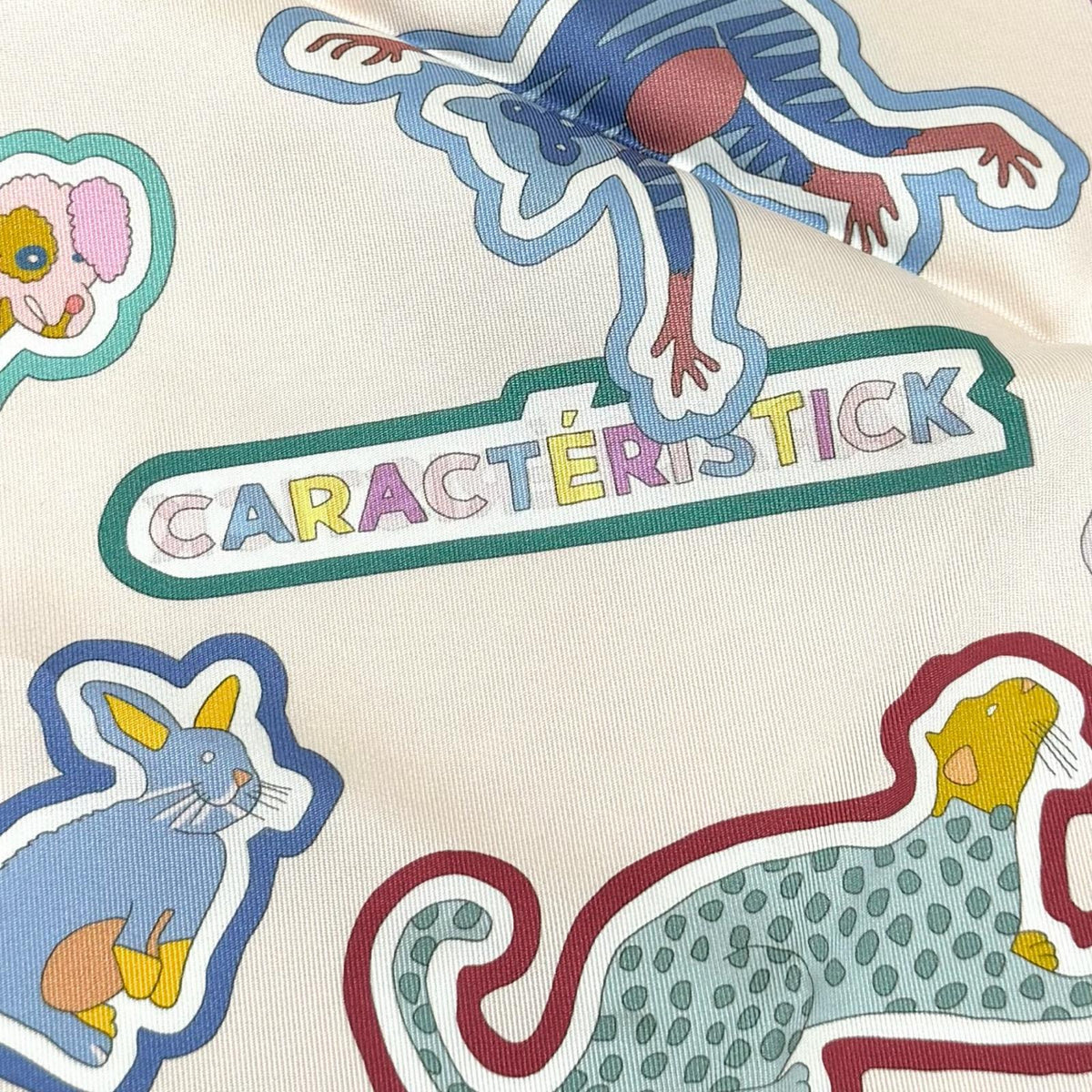 エルメス CARACTERISTICK Detail シルクスカーフ