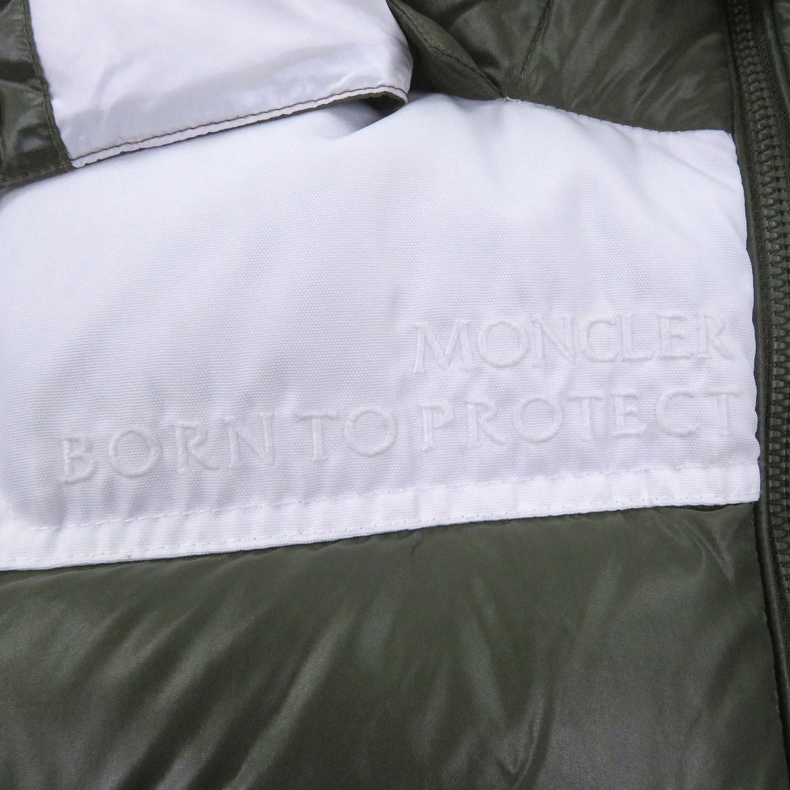モンクレール GENICHI GILET ダウンベスト