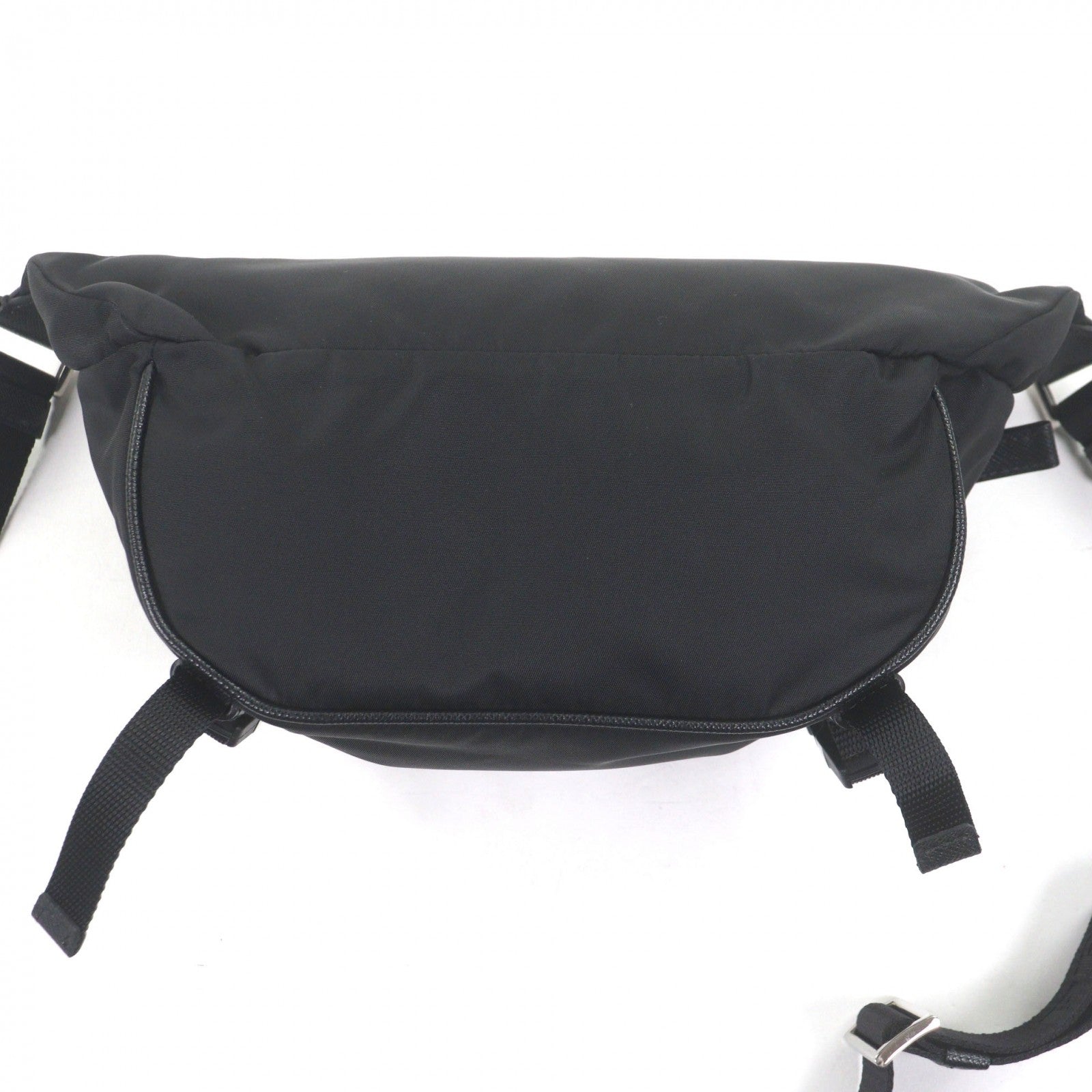 プラダ Re-Nylon ショルダーバッグ