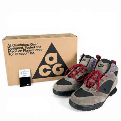 ナイキACG Torre Mid WP レザースニーカー