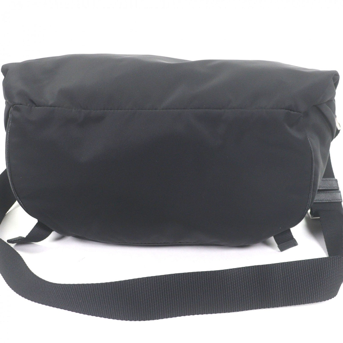 プラダ Re-Nylon ショルダーバッグ
