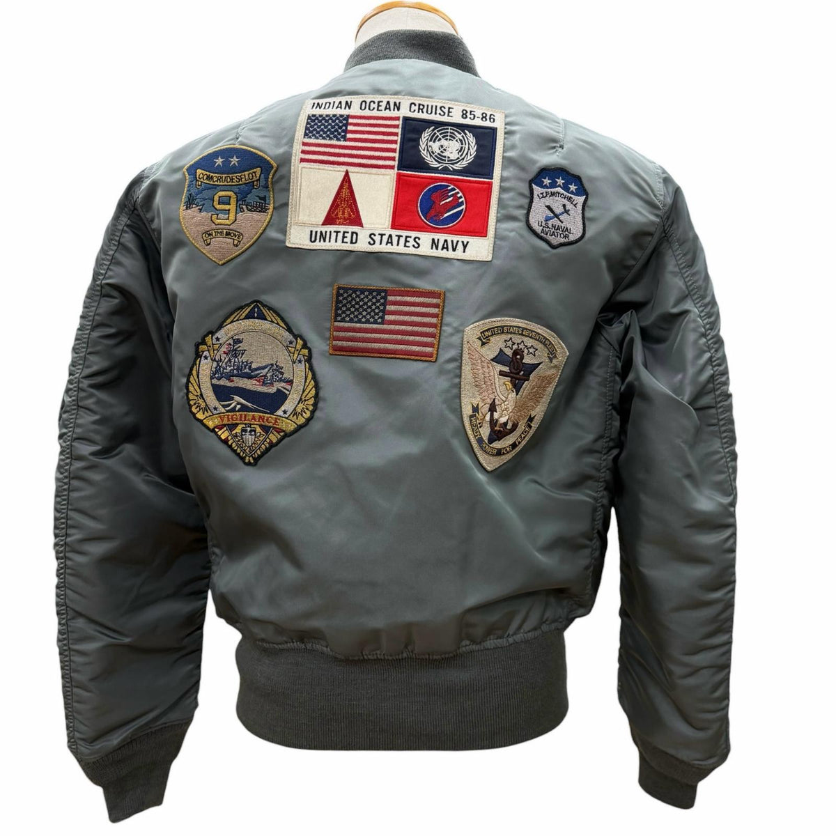 アヴィレックス スカジャン TOP GUN MA-1 ナイロンジャケット