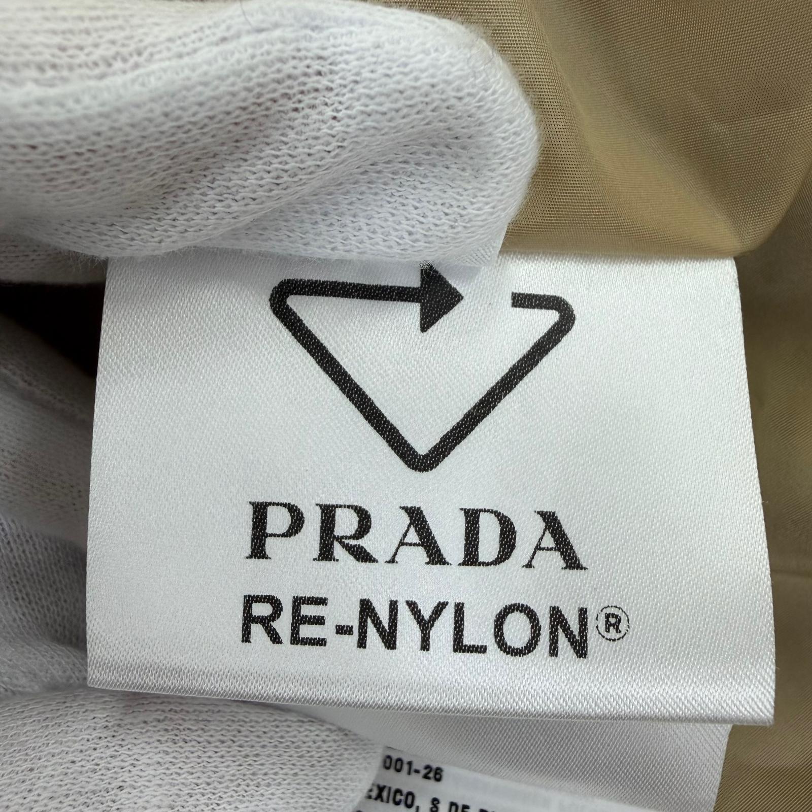 プラダ Re-Nylon ロングコート