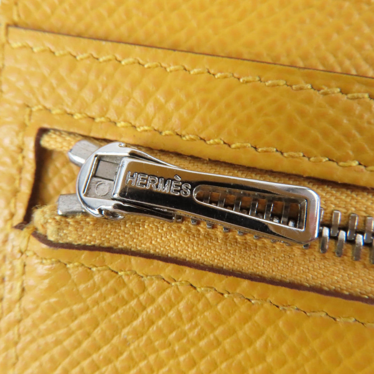 エルメス ヴォーエプソン 二つ折り財布