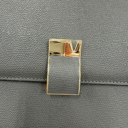 ヴァレクストラ ソフトカーフスキンショルダーバッグ