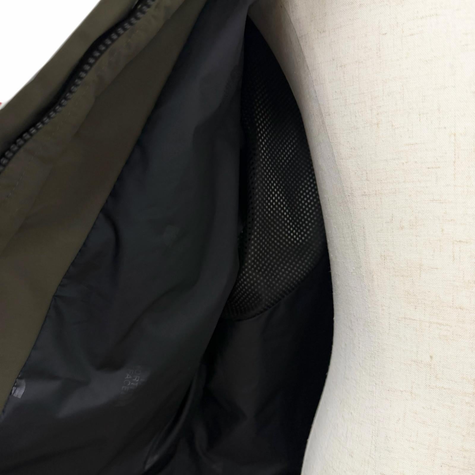 ザノースフェイス マウンテンライト GORE-TEX フーデッドジャケット