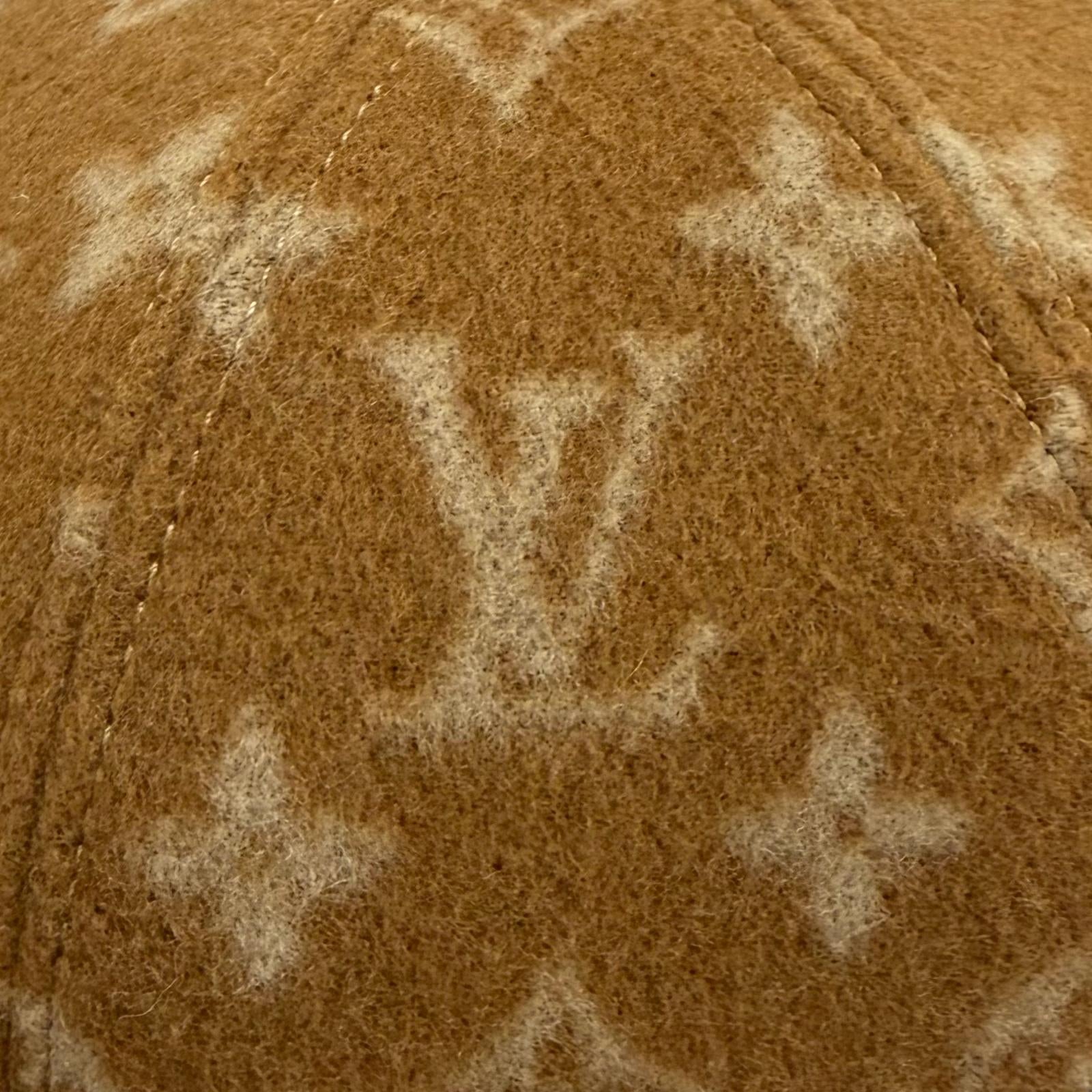 ルイヴィトン モノグラム レザー キャップ