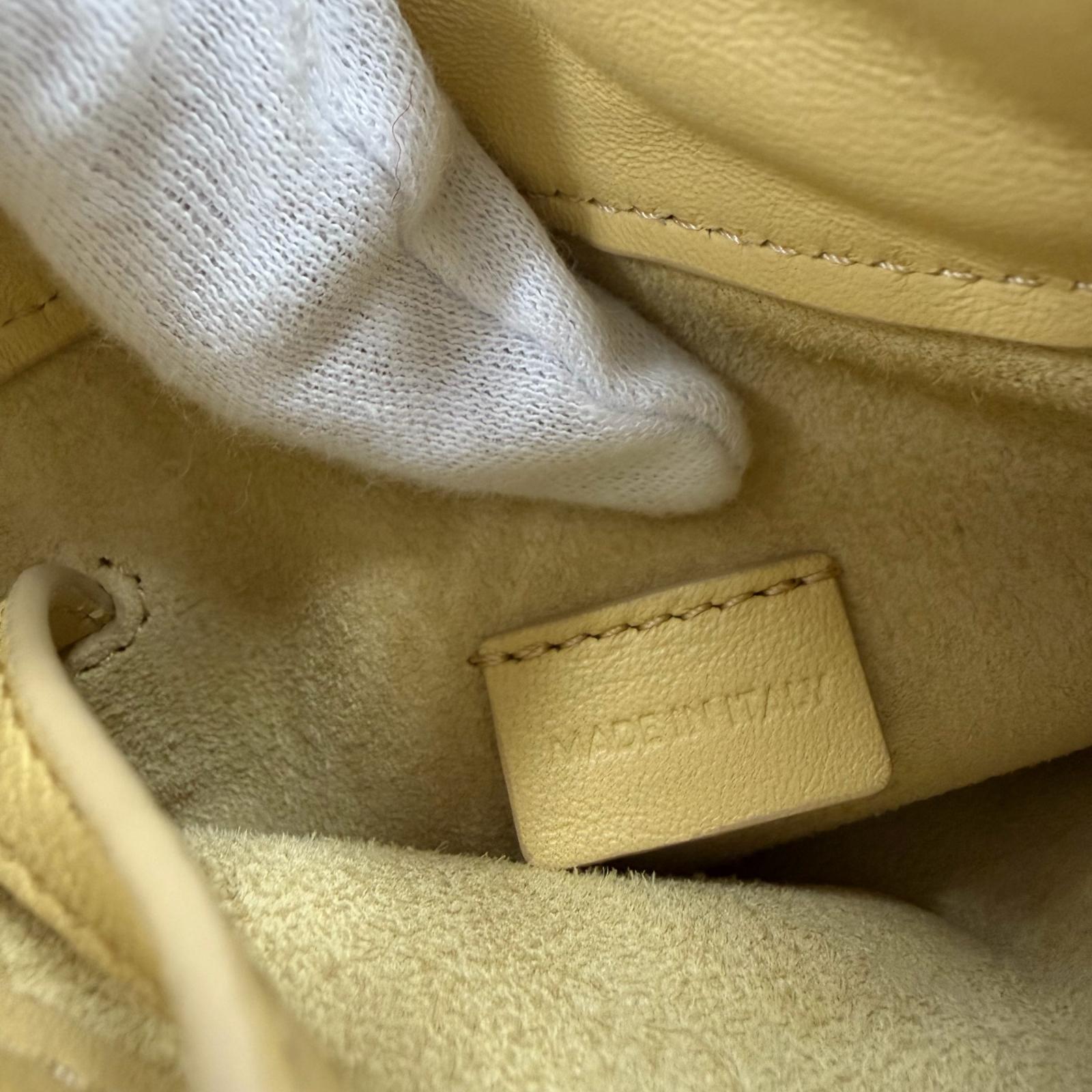 セリーヌ Cuir Triomphe レザー モバイルポーチ