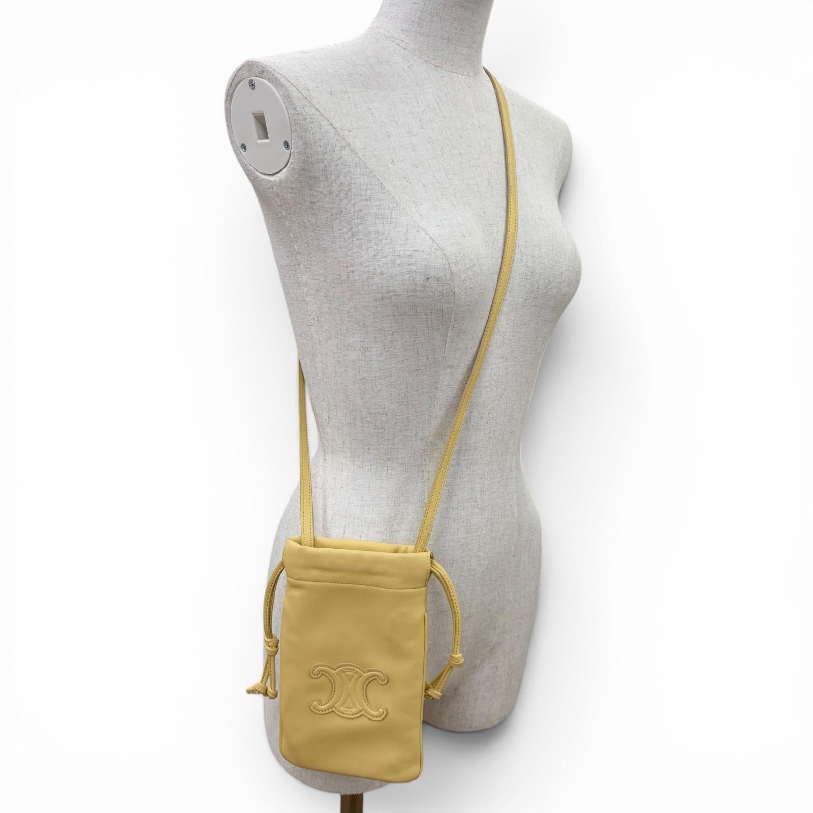 セリーヌ Cuir Triomphe レザー モバイルポーチ