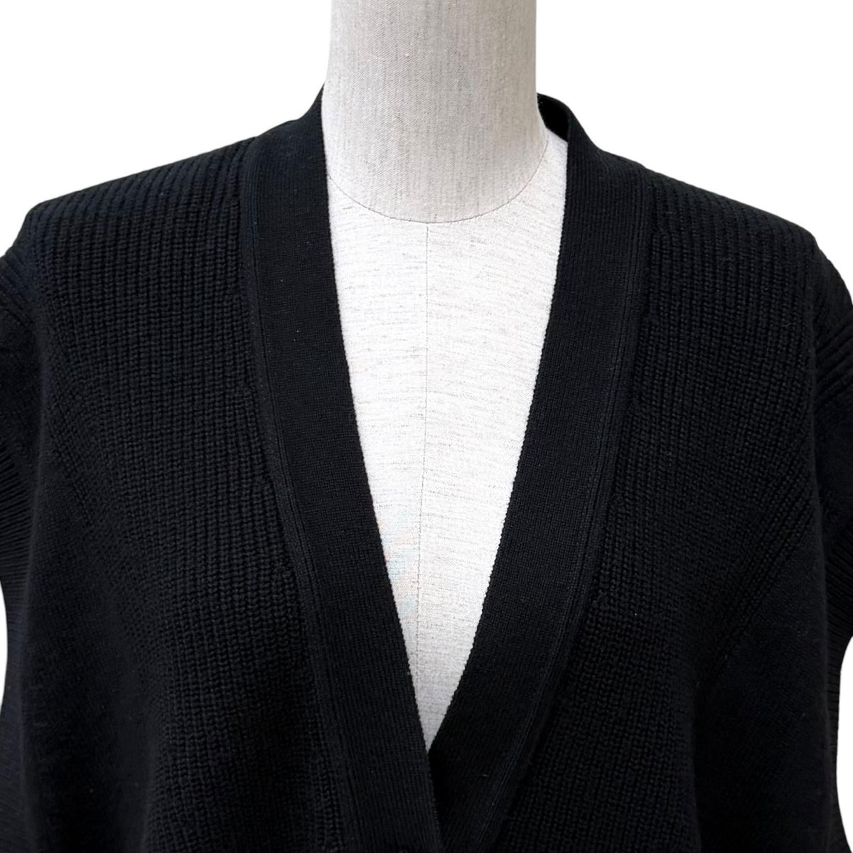 エルメス Vネック カシミヤニット