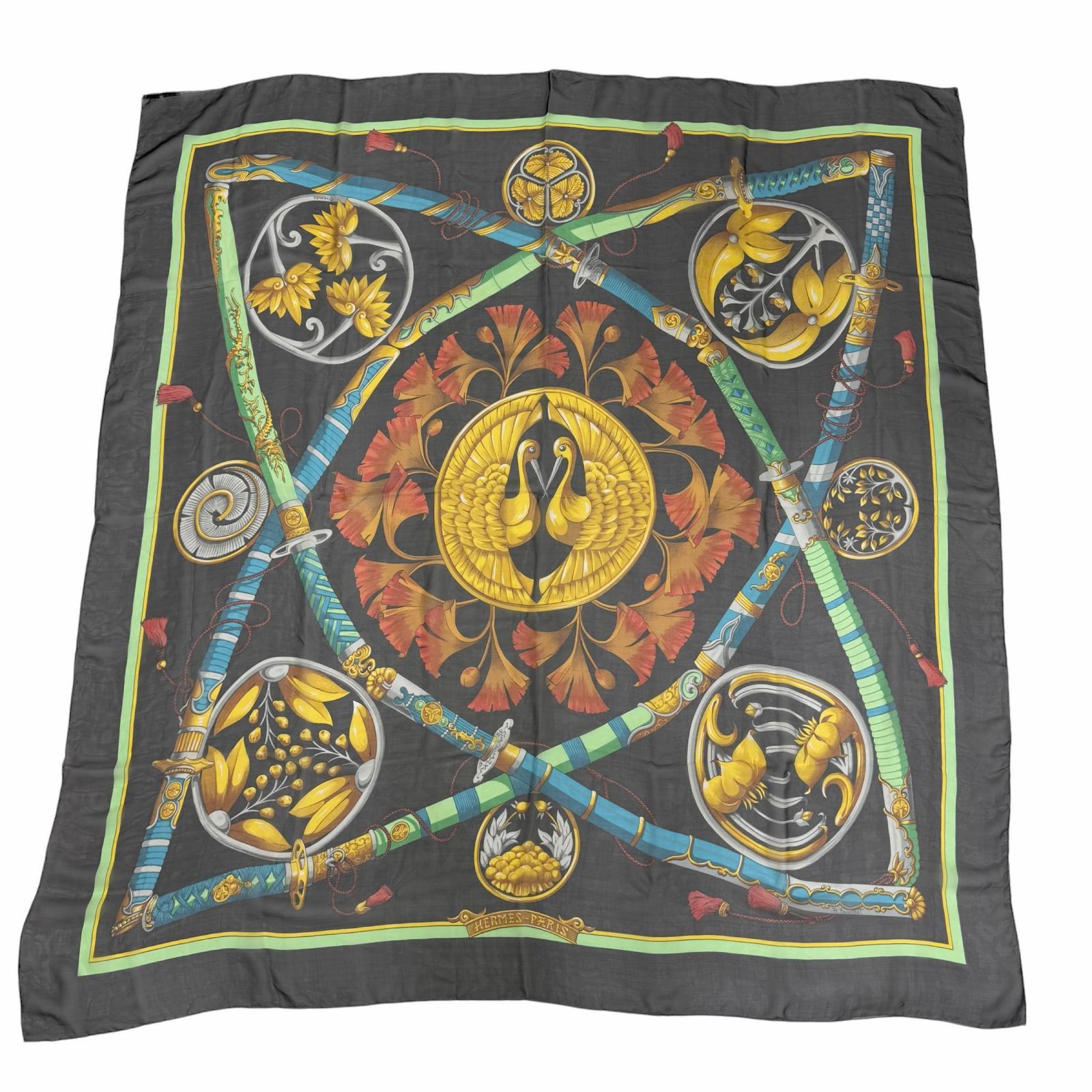 エルメス DAIMYO PRINCES DU SOLEIL LEVANT シルクスカーフ 142