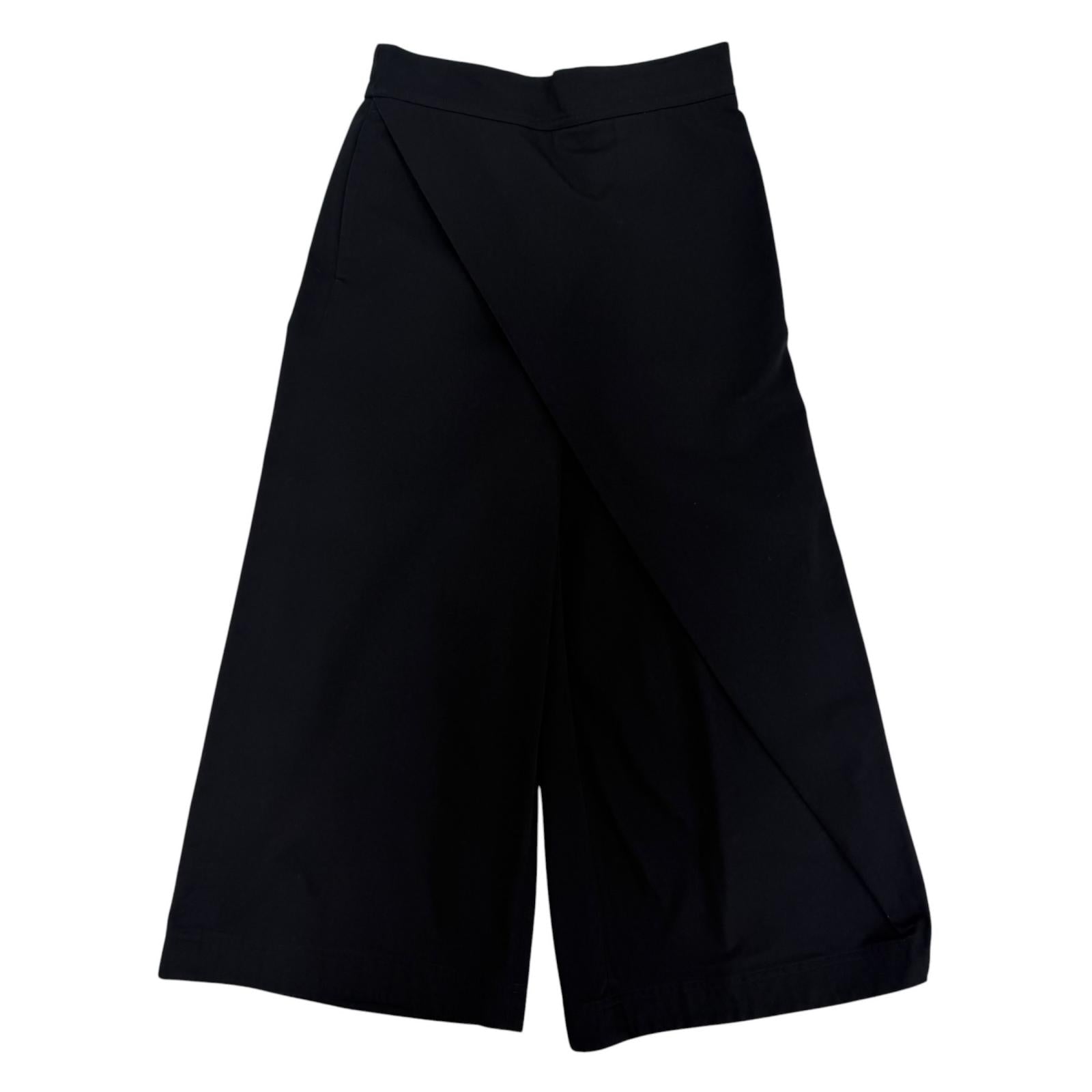 ロエベ アナグラム レザーパッチ クロップドパンツ