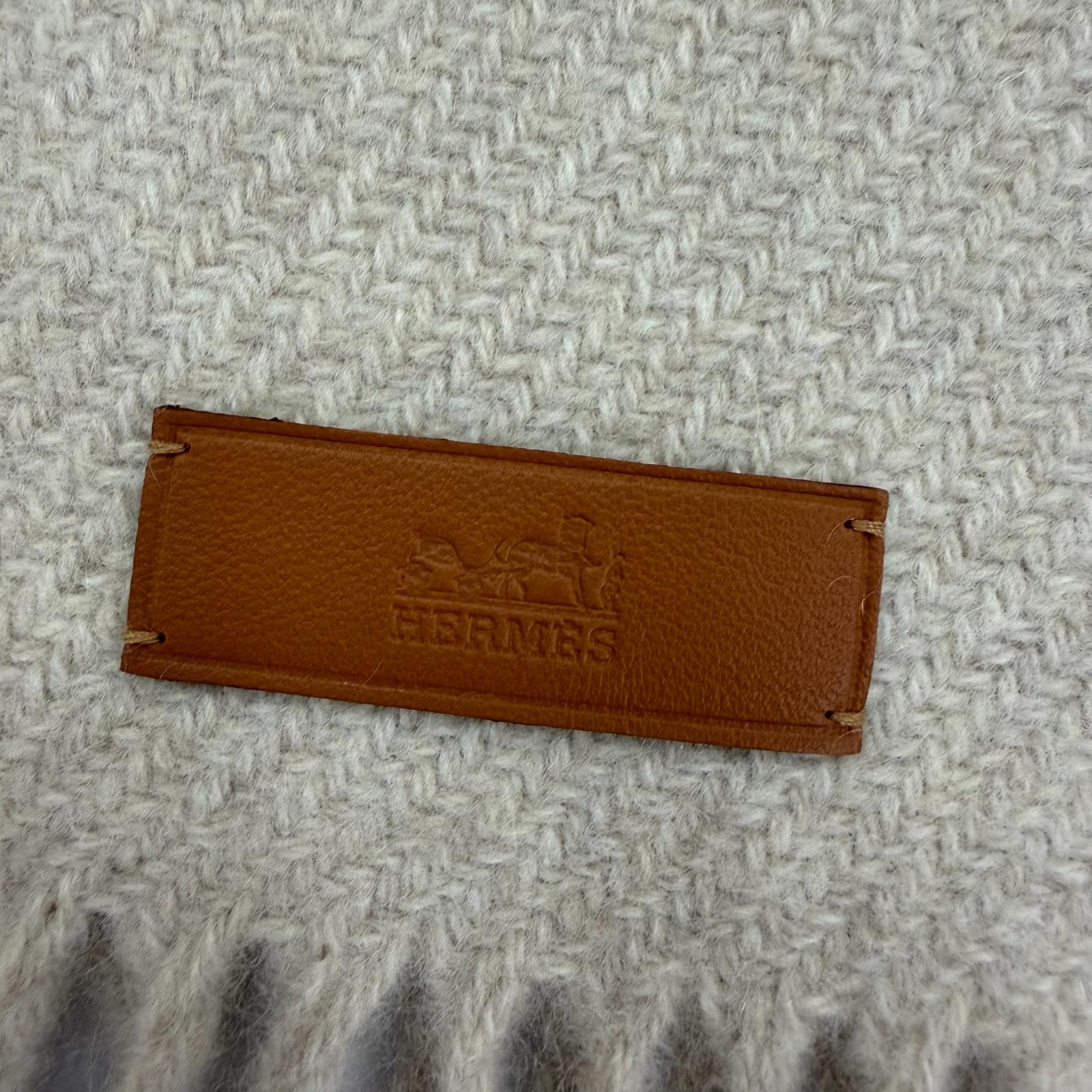 エルメス タータンポケットキュイールアプリケ カシミヤ レザー スカーフ