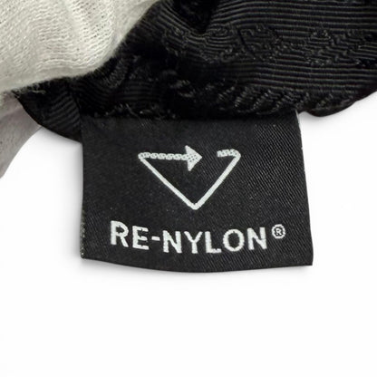 プラダ Re-Edition 2005 Re-Nylon ハンドバッグ