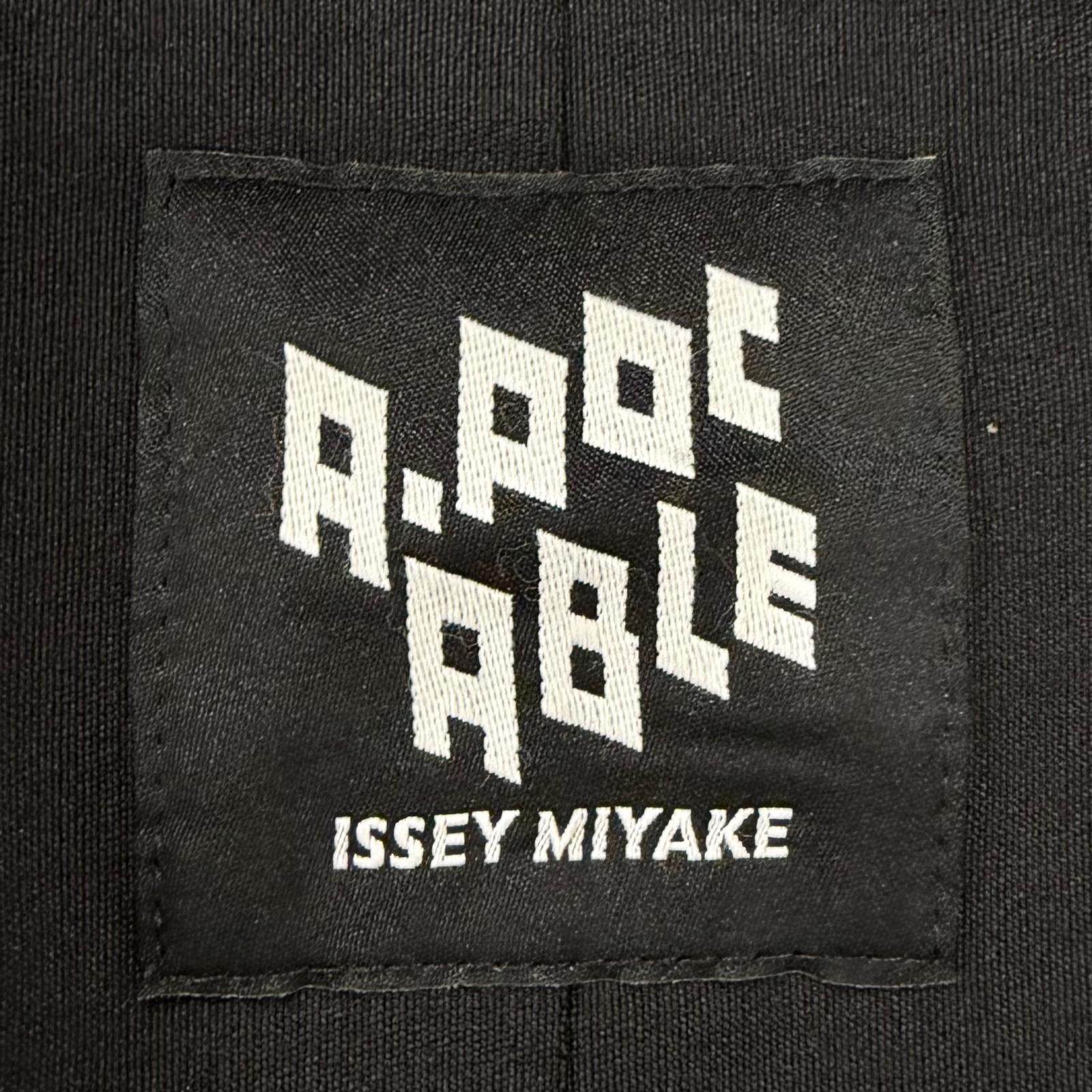 エイポックエイブルイッセイミヤケ A-POC ABLE BASICS ジャケット